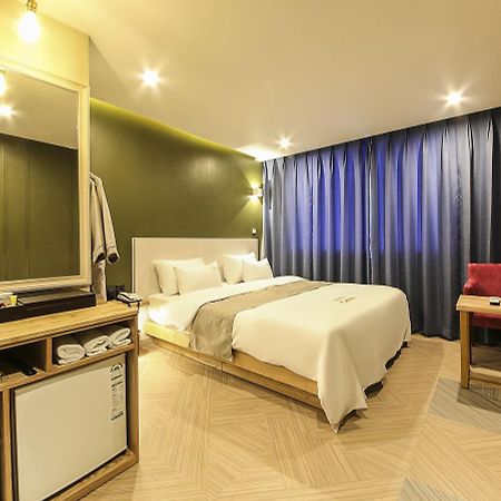 Carino Hotel Busan Eksteriør billede